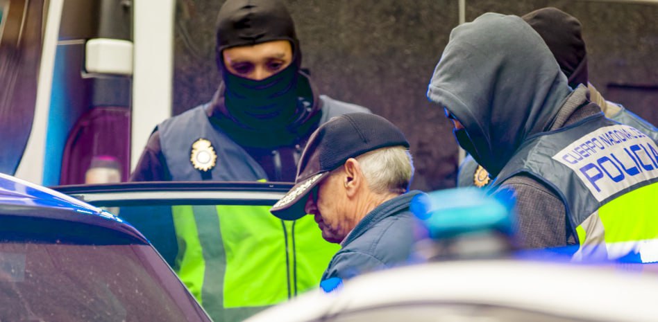 ❗️Национальный суд Испании признал террористом 74-летнего мужчину, который ответственен за рассылку писем со взрывчаткой в посольства США и Украины, администрацию Педро Санчеса и министра обороны Испании