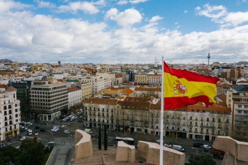 ВНЖ в Испании: продление без минимальных сроков пребывания в стране