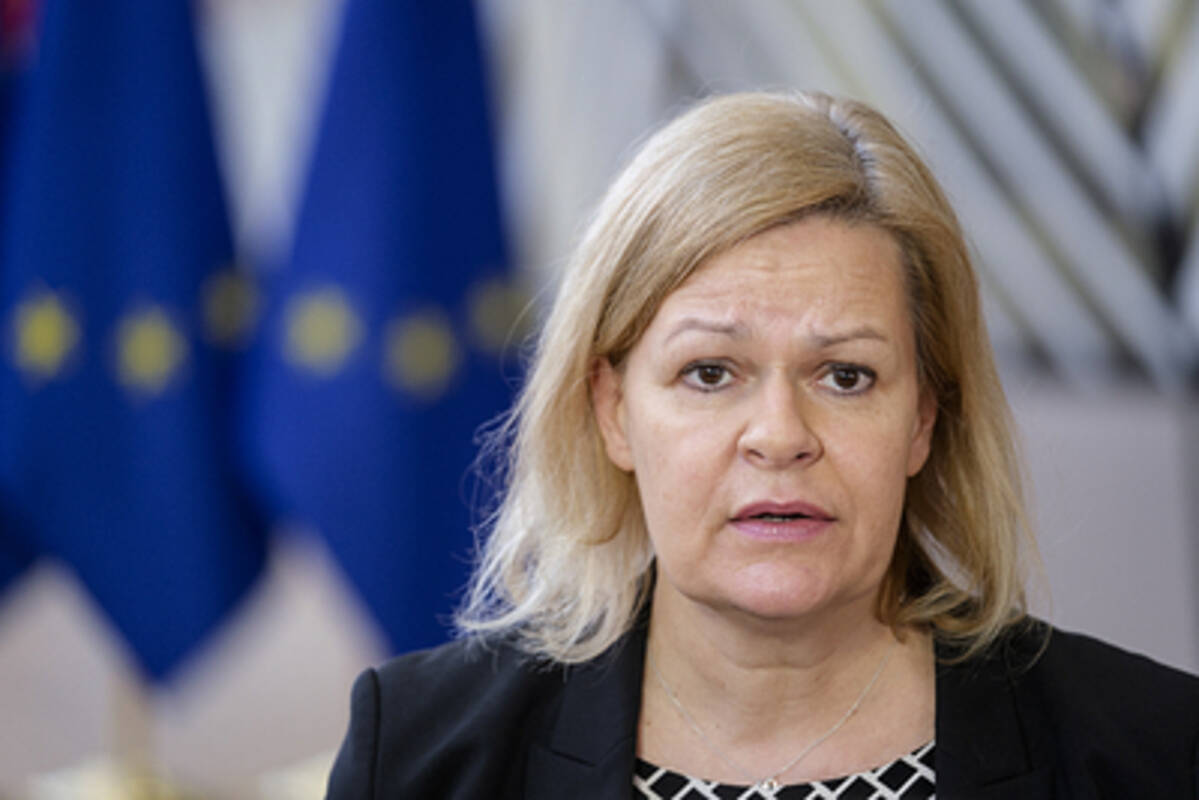 ❗️Министр внутренних дел Германии, Нэнси Фезер, выступила с критикой в адрес Испании, так как последняя, по мнению министра, принимает слишком мало украинских беженцев