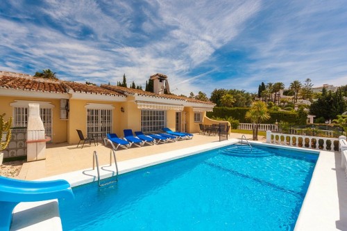 Приобретя недвижимость в Испании, стоит ли обзаводиться собственным бассейном? Часть первая